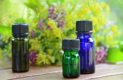 10 Essential Oils for Beautiful Hair and Healthy Scalp
